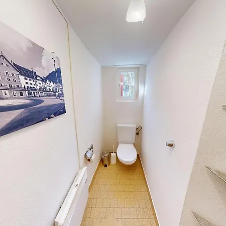 Apartment Zentrale 2,5 Altstadtwohnung - Boxspringbett - Smart Tv *