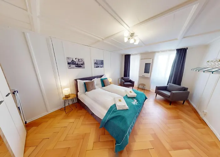 Zentrale 2,5 Altstadtwohnung - Boxspringbett - Smart Tv