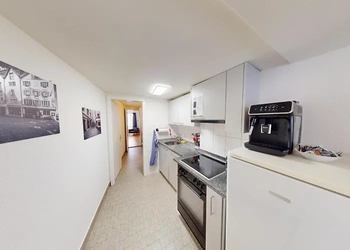 Zentrale 2,5 Altstadtwohnung - Boxspringbett - Smart Tv * Chur