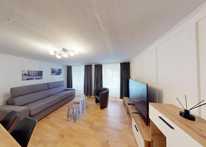 Zentrale 2,5 Altstadtwohnung - Boxspringbett - Smart Tv Daire *