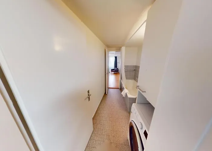 Daire Zentrale 2,5 Altstadtwohnung - Boxspringbett - Smart Tv Chur