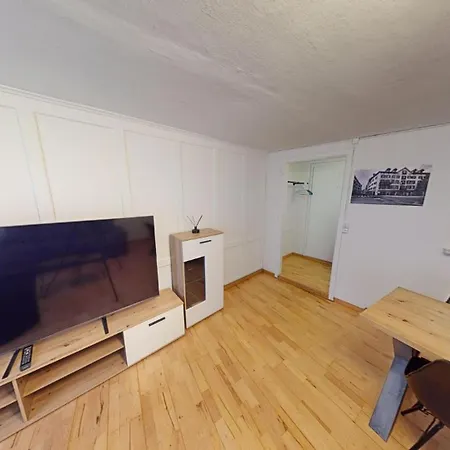 Zentrale 2,5 Altstadtwohnung - Boxspringbett - Smart Tv Apartment