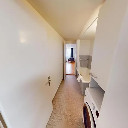 Apartment Zentrale 2,5 Altstadtwohnung - Boxspringbett - Smart Tv Chur