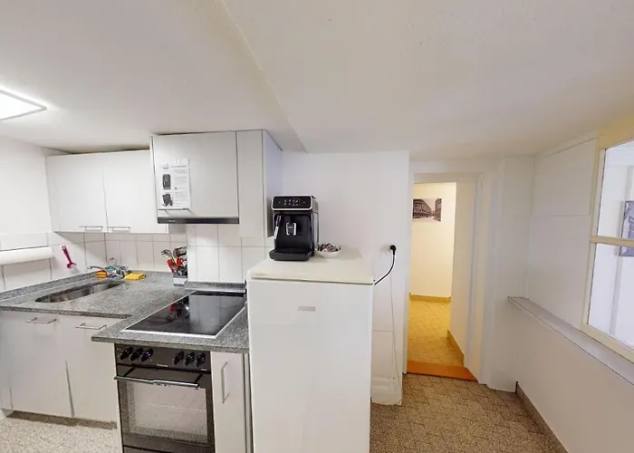 Zentrale 2,5 Altstadtwohnung - Boxspringbett - Smart Tv