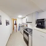Zentrale 2,5 Altstadtwohnung - Boxspringbett - Smart Tv * Chur
