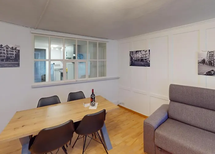 Zentrale 2,5 Altstadtwohnung - Boxspringbett - Smart Tv アパート